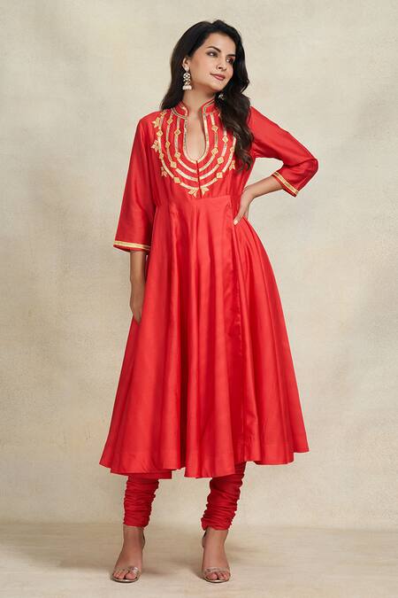 Gulabo By Abu Sandeep_Red Chanderi Embroidered Gota Mandarin Collar Work Anarkali  _Online_at_Aza_Fashions