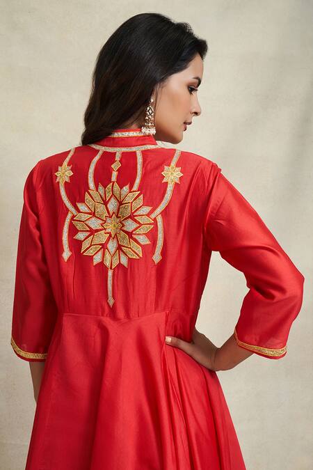 Shop_Gulabo By Abu Sandeep_Red Chanderi Embroidered Gota Mandarin Collar Work Anarkali  _Online_at_Aza_Fashions