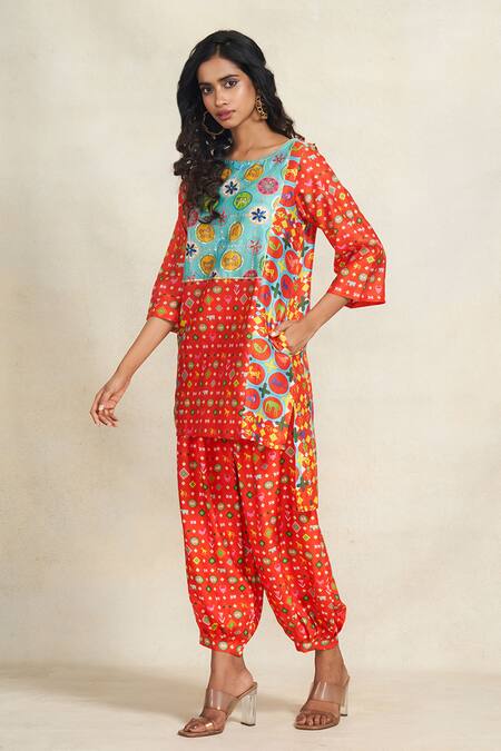 Buy Gulabo By Abu Sandeep Red Chanderi Printed Botanical Round Yara High Low Tunic Online at Aza Fashions Buy_Gulabo By Abu Sandeep_Red Chanderi Printed Botanical Round Yara High Low Tunic _Online_at_Aza_Fashions