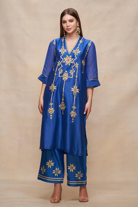 Buy_Gulabo By Abu Sandeep_Blue Chanderi Embroidered Gota V Neck Straight Kurta  _Online_at_Aza_Fashions