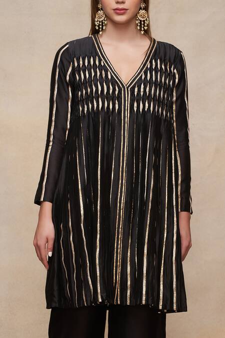 Gulabo By Abu Sandeep_Black Chanderi Placement Embroidery Gota V Neck A-line Tunic  _at_Aza_Fashions