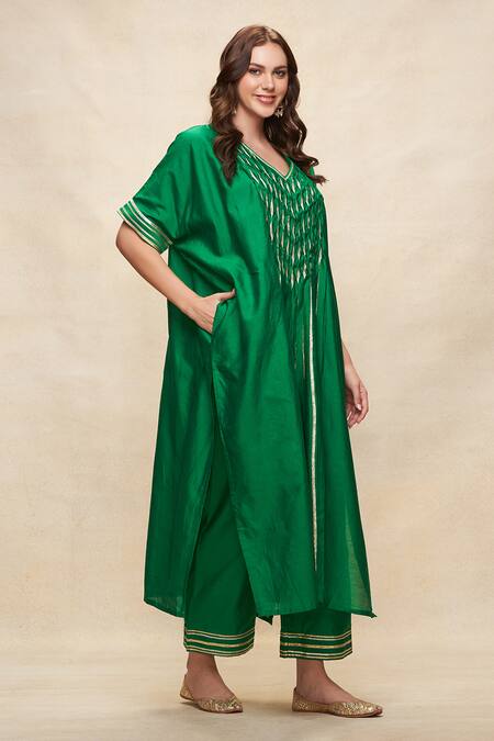 Shop_Gulabo By Abu Sandeep_Green Chanderi Gota Patti V-neck Embroidered Pleated Kaftan _Online_at_Aza_Fashions
