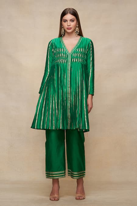 Gulabo By Abu Sandeep Green Chanderi Embroidery Gota V Neck A-line Work Kurta Online at Aza Fashions Gulabo By Abu Sandeep_Green Chanderi Embroidery Gota V Neck A-line Work Kurta _Online_at_Aza_Fashions