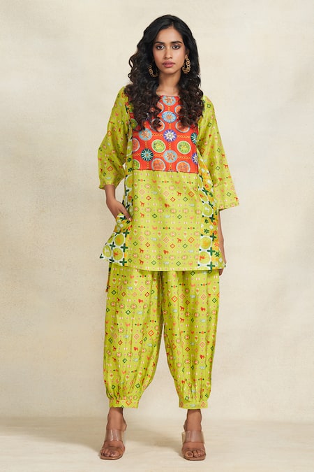 Gulabo By Abu Sandeep_Green Chanderi Print Geometric Salwar  _Online_at_Aza_Fashions