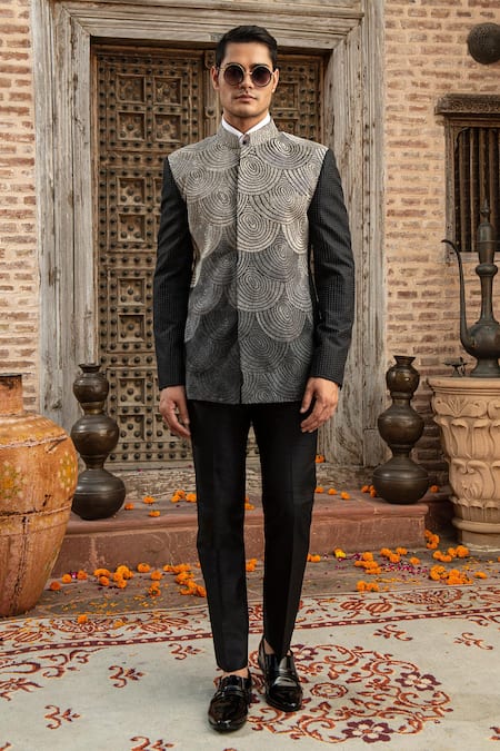 Abkasa Clove Loop Ombre Embroidered Bandhgala Set 