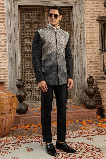 Abkasa Clove Loop Ombre Embroidered Bandhgala Set 