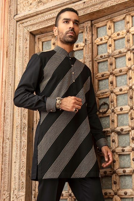 Buy Abkasa Black Modal, Satin Embroidery Inkblaze Diagonal Pintucked Kurta And Pant Set Online at Aza Fashions Buy_Abkasa_Black Modal, Satin Embroidery Inkblaze Diagonal Pintucked Kurta And Pant Set _Online_at_Aza_Fashions