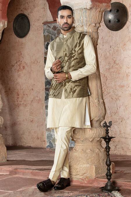 Abkasa_Gold Silk Cut Work, Beads Abstract Cutdana Embroidered Bundi _at_Aza_Fashions