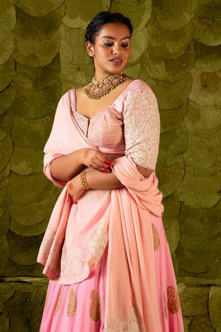 Buy_Latha Puttanna_Pink Karnataka Silk Embroidered Beads Scoop Vorgithi Paisley Lehenga Set _Online_at_Aza_Fashions