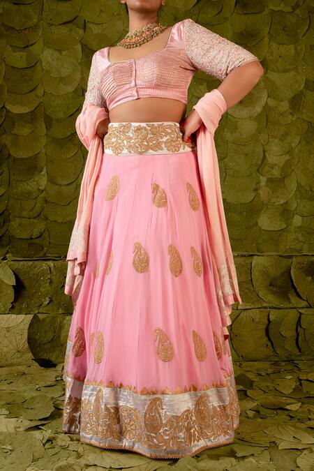 Shop_Latha Puttanna_Pink Karnataka Silk Embroidered Beads Scoop Vorgithi Paisley Lehenga Set _Online_at_Aza_Fashions
