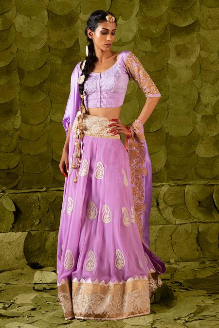 Buy_Latha Puttanna_Purple Karnataka Silk Embroidered Beads Scoop Vorgithi Lehenga Set _Online_at_Aza_Fashions