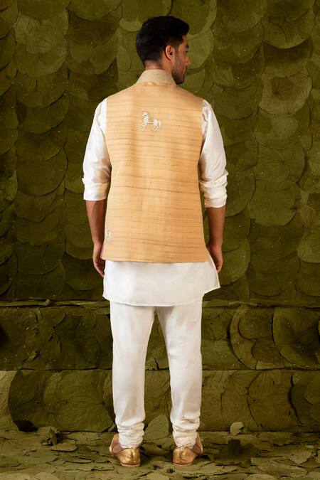 Shop Latha Puttanna Beige Tussar Embroidery Horse Bundi at Aza Fashions Shop_Latha Puttanna_Beige Tussar Embroidery Horse Bundi _at_Aza_Fashions