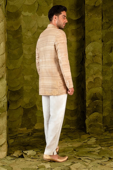 Latha Puttanna Gandu Horse Embroidered Bandhgala 