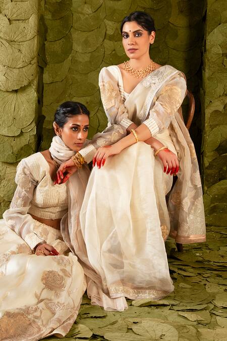 Buy Latha Puttanna Cream Silk, Organza Sequins, Applique Square Sose Embroidered Saree With Blouse Online at Aza Fashions Buy_Latha Puttanna_Cream Silk, Organza Sequins, Applique Square Sose Embroidered Saree With Blouse_Online_at_Aza_Fashions