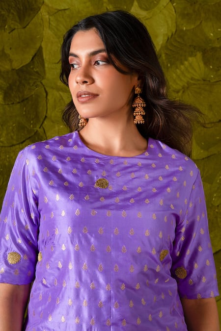 Latha Puttanna_Purple Chintamani Silk Hand Embroidered Aari Tangi Straight Kurta And Pant Set_Online_at_Aza_Fashions