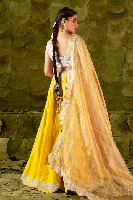 Shop_Latha Puttanna_Yellow Silk, Tissue Sequins, Beads V-neck Gelathi Floral Embroidered Lehenga Set _at_Aza_Fashions