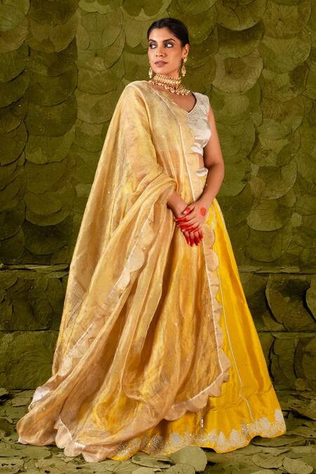 Latha Puttanna_Yellow Silk, Tissue Sequins, Beads V-neck Gelathi Floral Embroidered Lehenga Set _at_Aza_Fashions