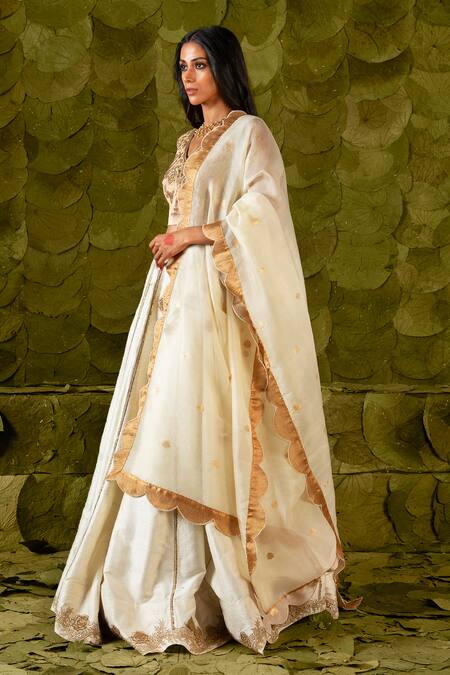 Latha Puttanna Cream Silk, Organza, Kota Doria Sequins, Beads, Gelathi Rose Motif Lehenga Set at Aza Fashions Latha Puttanna_Cream Silk, Organza, Kota Doria Sequins, Beads, Gelathi Rose Motif Lehenga Set _at_Aza_Fashions