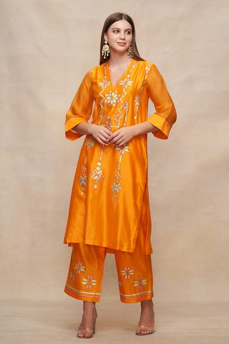 Gulabo by Abu Sandeep Chanderi Gota Embellished Straight Kurta 