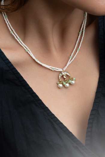 Do Taara Green Embossed Bead Pearl Necklace Online at Aza Fashions Do Taara_Green Embossed Bead Pearl Necklace _Online_at_Aza_Fashions