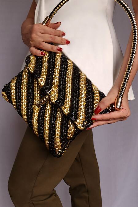 Shop Stushè Black Swirl Color Block Crossbody Clutch Bag at Aza Fashions Shop_Stushè_Black Swirl Color Block Crossbody Clutch Bag_at_Aza_Fashions