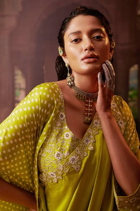 Shop_Pink City by Sarika_Green Silk Beads, Pearls Round Neck Bandhani Pattern Cape Draped Skirt Set 