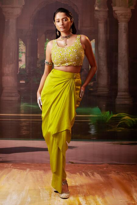 Pink City by Sarika_Green Silk Pearls, Beads Round Neck Bandhani Print Cape Draped Skirt Set _Online_at_Aza_Fashions