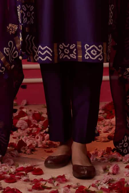 Buy_Pink City by Sarika_Purple Organza, Silk, Chanderi Placed Bandhani Gharchola Print Kurta Pant Set _Online_at_Aza_Fashions