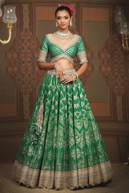 Shikhar Sharma Green Banarasi Floral Woven Leaf Neck Bridal Lehenga Set Online at Aza Fashions Shikhar Sharma_Green Banarasi Floral Woven Leaf Neck Bridal Lehenga Set _Online_at_Aza_Fashions