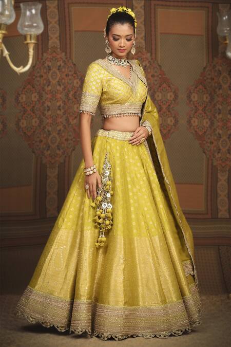 Buy_Shikhar Sharma_Green Banarasi Paisley Woven V Neck Bridal Lehenga Set _Online_at_Aza_Fashions