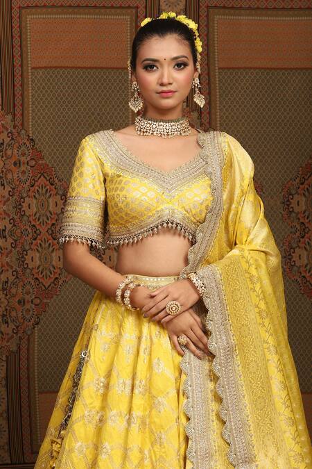 Buy Shikhar Sharma Yellow Banarasi Floral Woven Leaf Neck Checkered Bridal Lehenga Set Online at Aza Fashions Buy_Shikhar Sharma_Yellow Banarasi Floral Woven Leaf Neck Checkered Bridal Lehenga Set _Online_at_Aza_Fashions