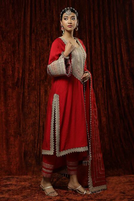 Shikhar Sharma Red Kurta And Pant Silk Chanderi Embroidered Pearl V Neck Badla Straight Set Online at Aza Fashions Shikhar Sharma_Red Kurta And Pant Silk Chanderi Embroidered Pearl V Neck Badla Straight Set _Online_at_Aza_Fashions