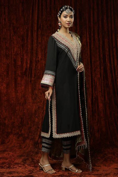 Buy_Shikhar Sharma_Black Kurta And Pant Silk Chanderi Embroidered Pearl V Neck Badla Set _Online_at_Aza_Fashions
