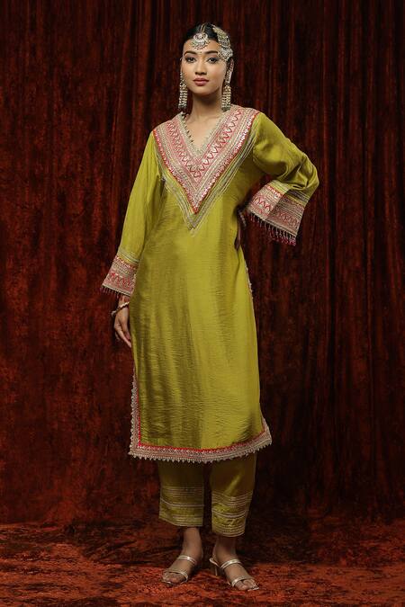Shikhar Sharma Green Kurta And Pant Silk Chanderi Embroidered Pearl V Neck Badla Set Online at Aza Fashions Shikhar Sharma_Green Kurta And Pant Silk Chanderi Embroidered Pearl V Neck Badla Set _Online_at_Aza_Fashions