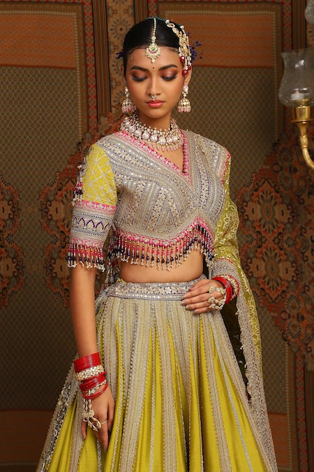 Buy_Shikhar Sharma_Green Silk Chanderi Embroidery Gota V Neck Ivy Vine Bridal Lehenga Set 