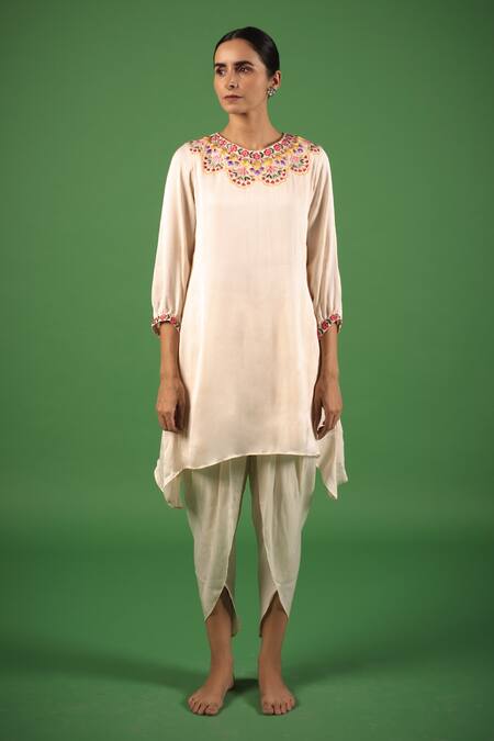 Avaasya Jaipur_Ivory Modal, Satin, Cotton Embroidery Round Neck Floral Kurta And Dhoti Pant Set _Online_at_Aza_Fashions