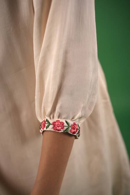 Avaasya Jaipur_Ivory Modal, Satin, Cotton Embroidery Round Neck Floral Kurta And Dhoti Pant Set _at_Aza_Fashions