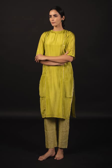 Buy_Avaasya Jaipur_Green Hemp, Silk Gota Patti Round Neck Work Kurta And Pant Set _Online_at_Aza_Fashions