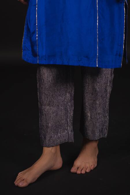 Avaasya Jaipur_Blue Kurta- Habutai Silk Appliques Gota Patti Round Work And Pant Set  _at_Aza_Fashions