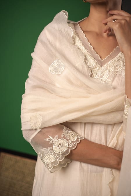 Shop_Avaasya Jaipur_Ivory Handloom Cotton, Cotton, Chanderi Embroidery V-neck Straight Kurta Set _Online_at_Aza_Fashions