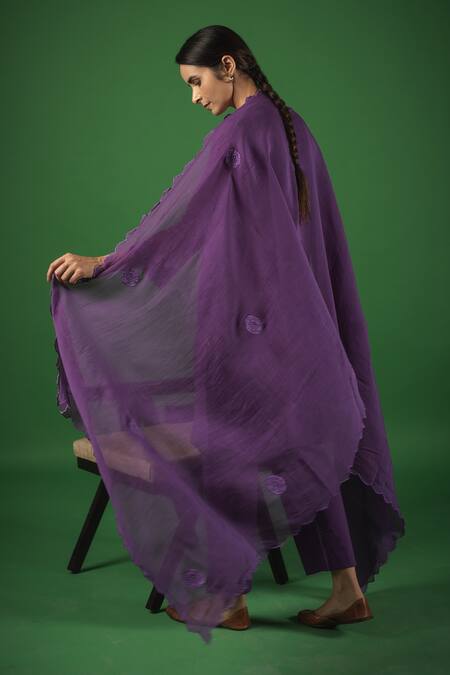 Buy_Avaasya Jaipur_Purple Handloom Cotton, Chanderi, Linen Embroidery V-neck Resham Kurta Set _Online_at_Aza_Fashions