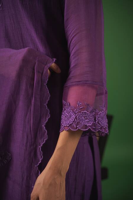 Avaasya Jaipur_Purple Handloom Cotton, Chanderi, Linen Embroidery V-neck Resham Kurta Set _at_Aza_Fashions