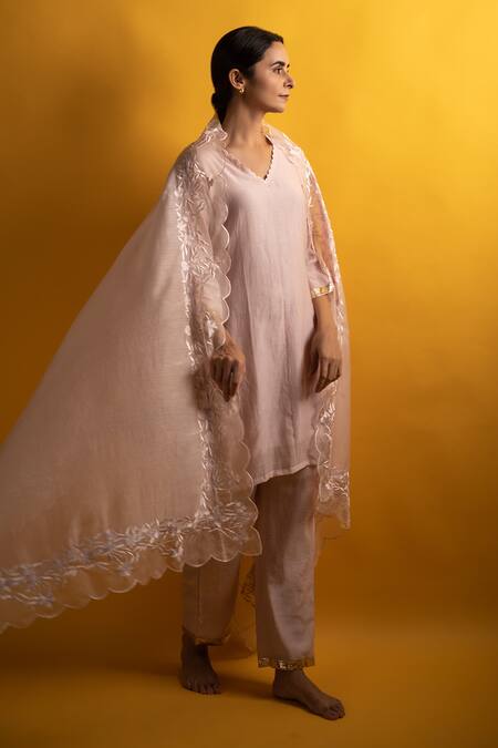 Avaasya Jaipur_Pink Chanderi, , Handloom Brooches, Straight Kurta Pant Set _Online_at_Aza_Fashions