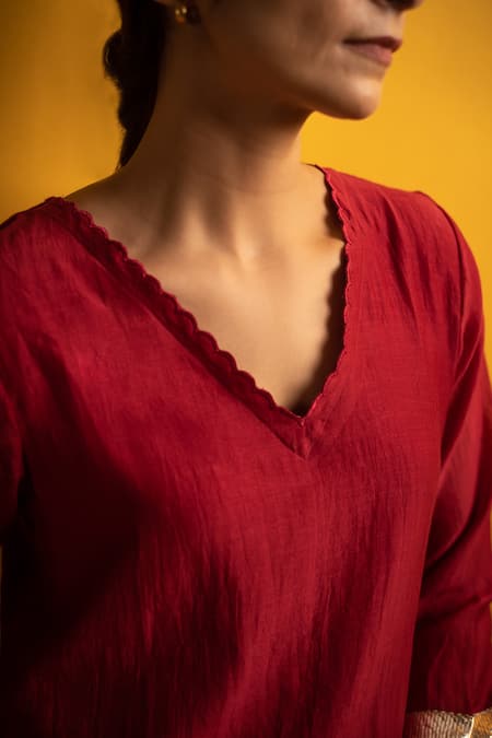 Avaasya Jaipur_Red Handloom Cotton, Linen, Chanderi Lace Laffa Work Sleeve Kurta And Pant Set _at_Aza_Fashions