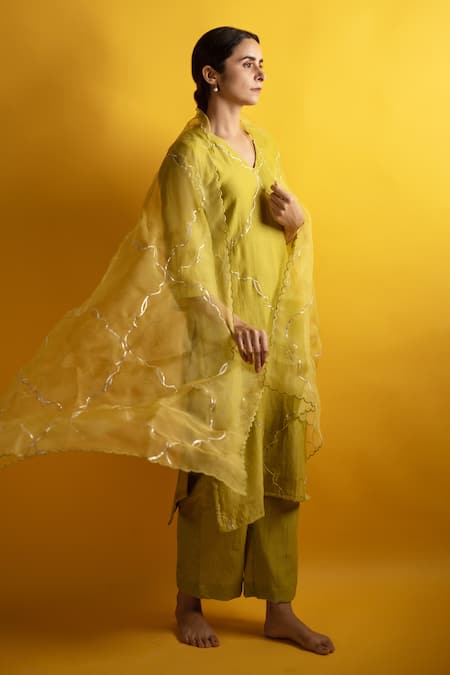 Avaasya Jaipur_Green Handloom , Silk Organza, Mughal Pattern Kurta Set _Online_at_Aza_Fashions