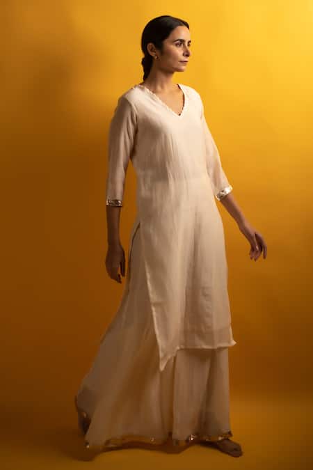 Avaasya Jaipur Laffa Work Sleeve Kurta & Sharara Set 