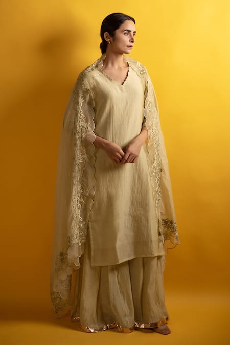 Avaasya Jaipur Sharara Set With Floral Embroidered Dupatta 