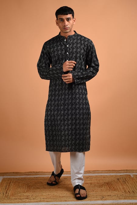 Kalp Black Cotton Embroidered Kantha Jade Noir Melody Kurta Set  