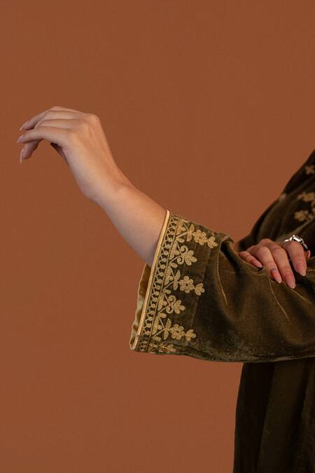 Shop Daljit Sudan Grey Velvet Embroidery Split V-neck Placement Kurta And Pant Set Online at Aza Fashions Shop_Daljit Sudan_Grey Velvet Embroidery Split V-neck Placement Kurta And Pant Set _Online_at_Aza_Fashions