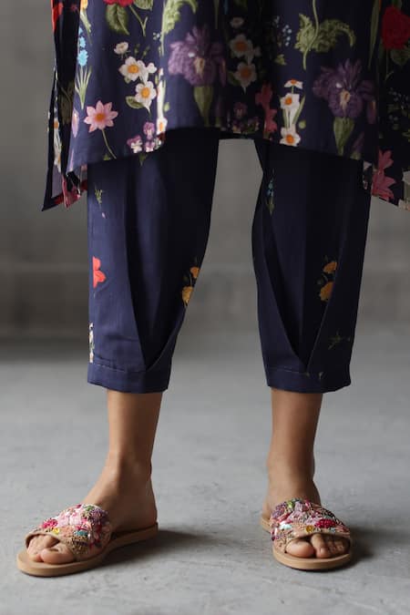 Shop_Roza_Blue Linen Embroidery V-neck Primrose Floral Pattern Kurta And Pant Set _Online_at_Aza_Fashions